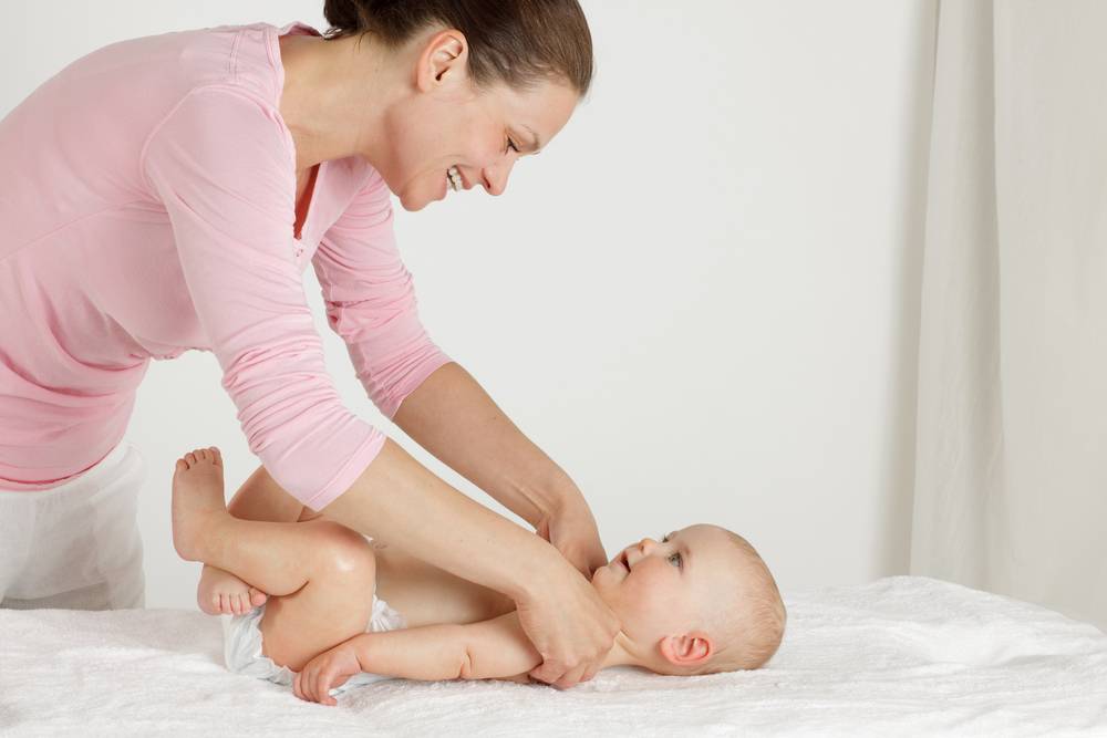Массаж для новорожденных ???? в домашних условиях. как правильно делать массаж для грудничков с 1 месяца?
