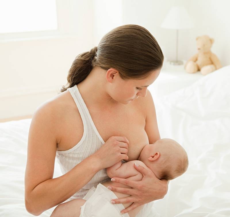 Застой молока у женщин после родов при кормлении грудью: причины и лечение