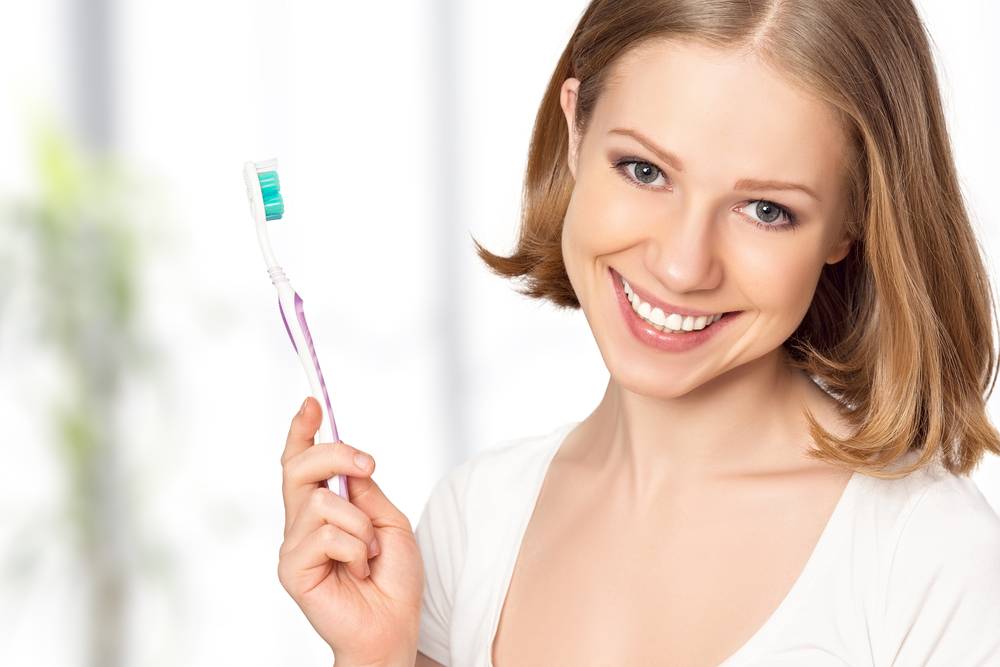 Можно ли проводить отбеливание зубов во время беременности? противопоказания к процедуре