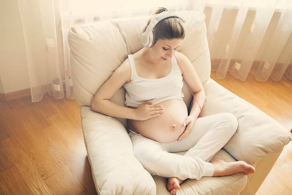 Музыка при беременности: какое влияние оказывают звуки и музыка на ребенка?