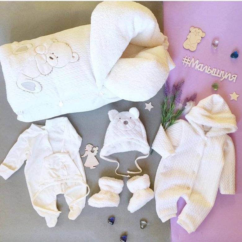 Выписка из роддома зимой (53 фото), как одевать новорожденного ребенка зимой: список вещей